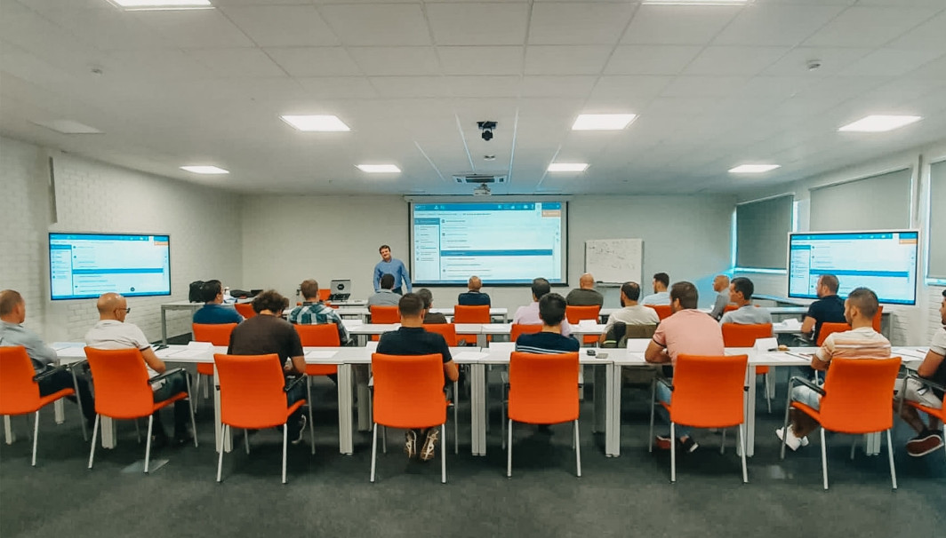 CUSTOMIZED TRAINING